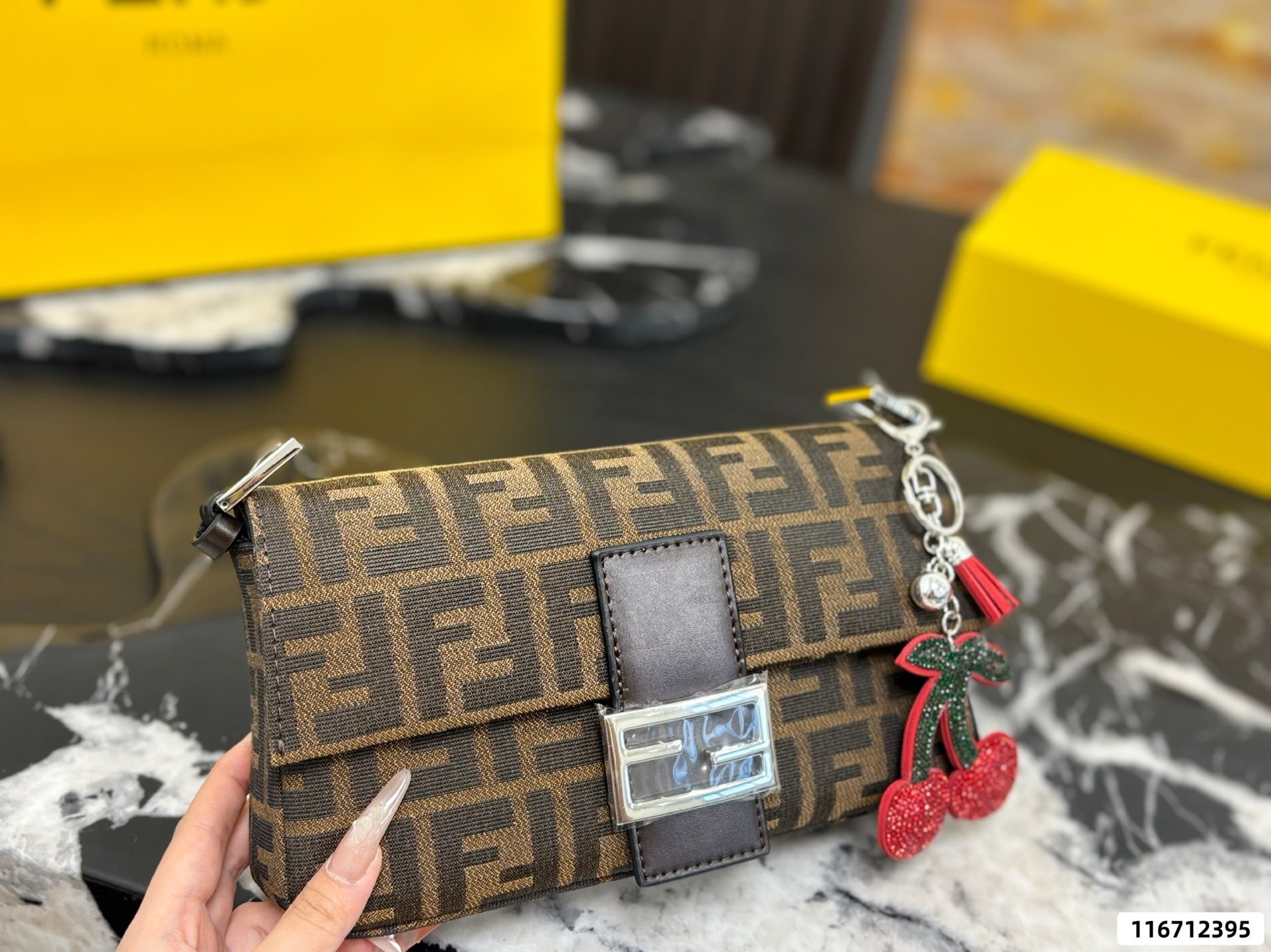 Fendi Baguette Underarm Bag - Image 3