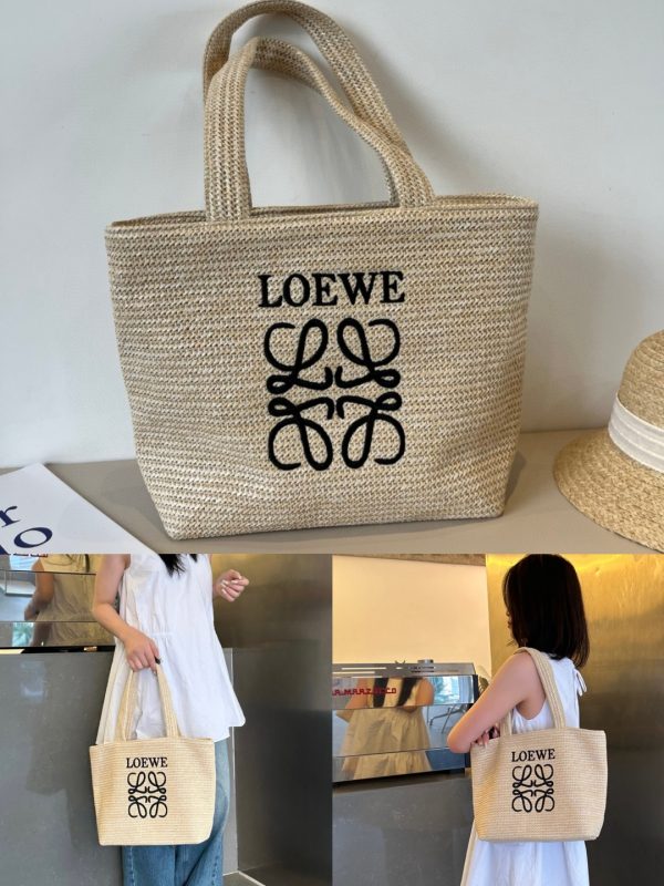Loewe Straw Bag
