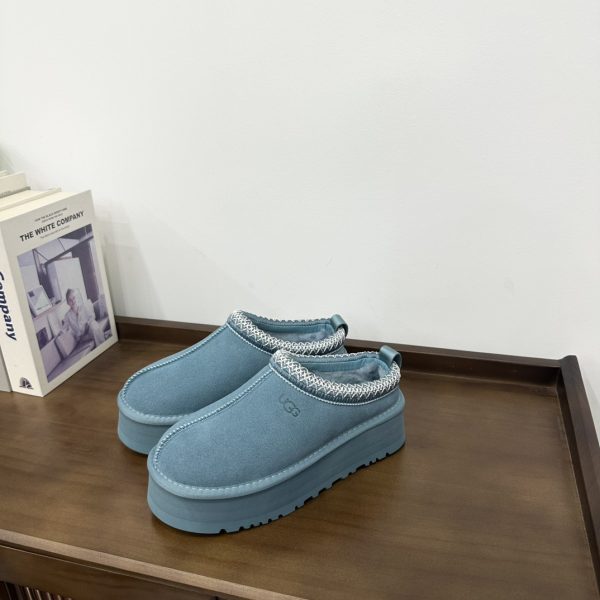 UGG Tazz Slipper