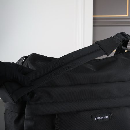Balenciaga Explorer Multipocket Weekender Medium Bag - Image 6