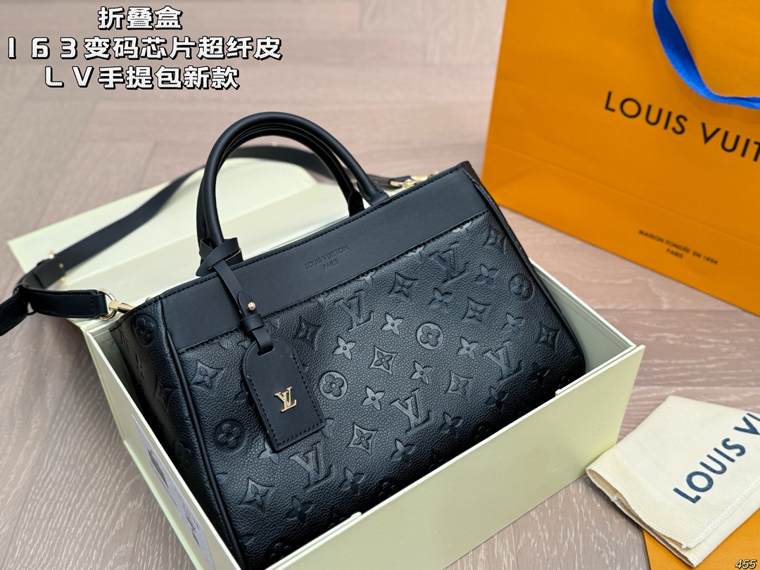 LV  Bag - Image 5
