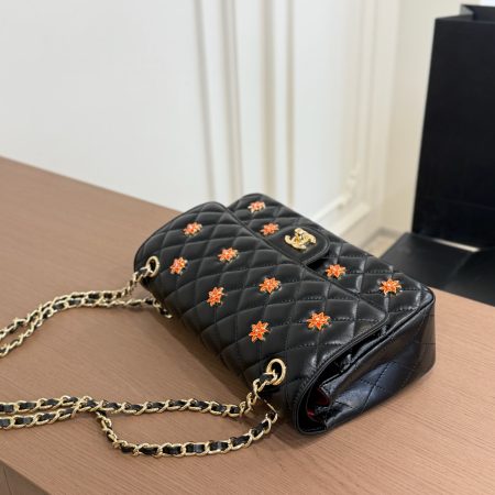 Chanel Shoulder Bag - Image 4