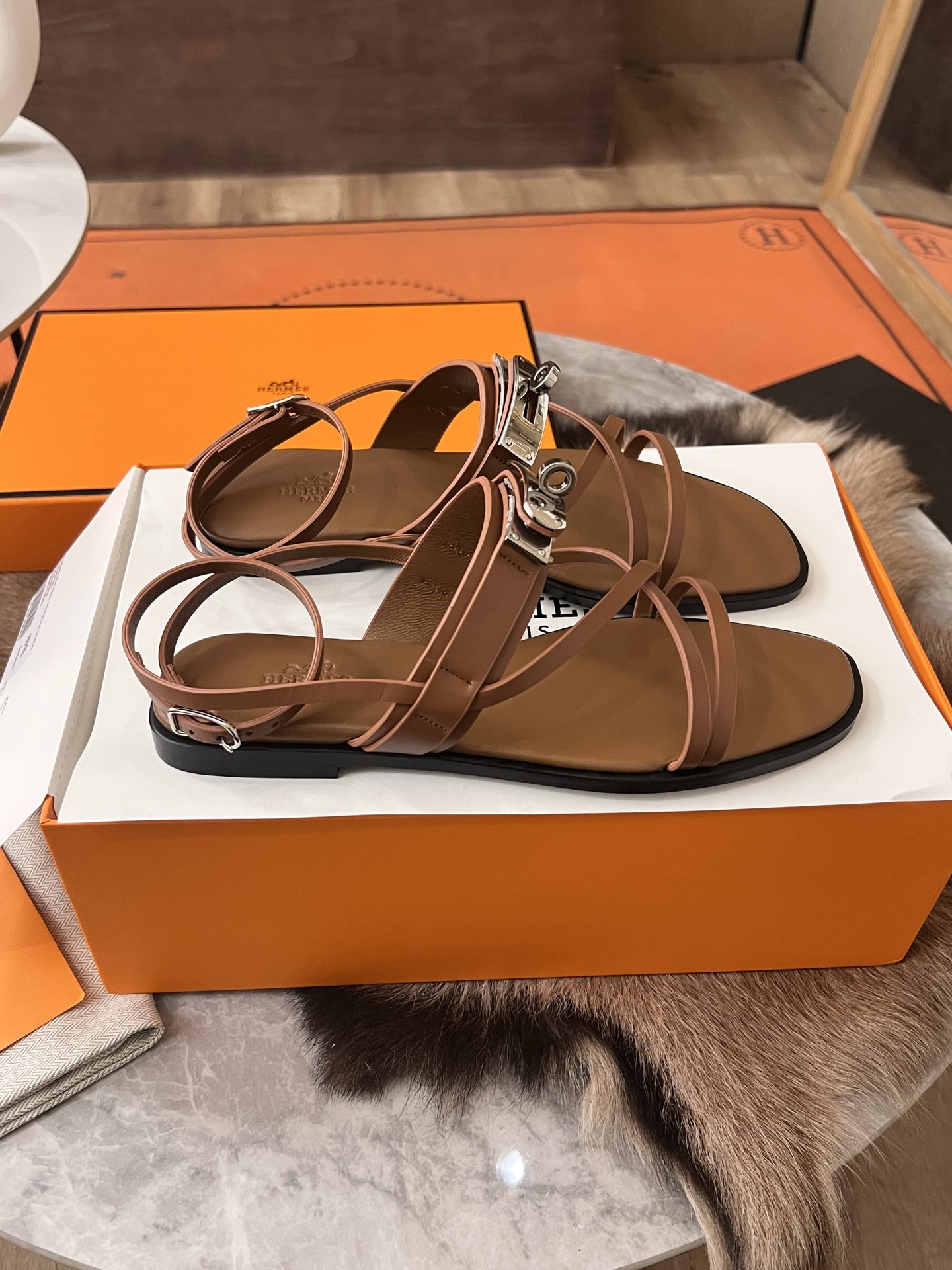 Hermes June sandal - Image 8