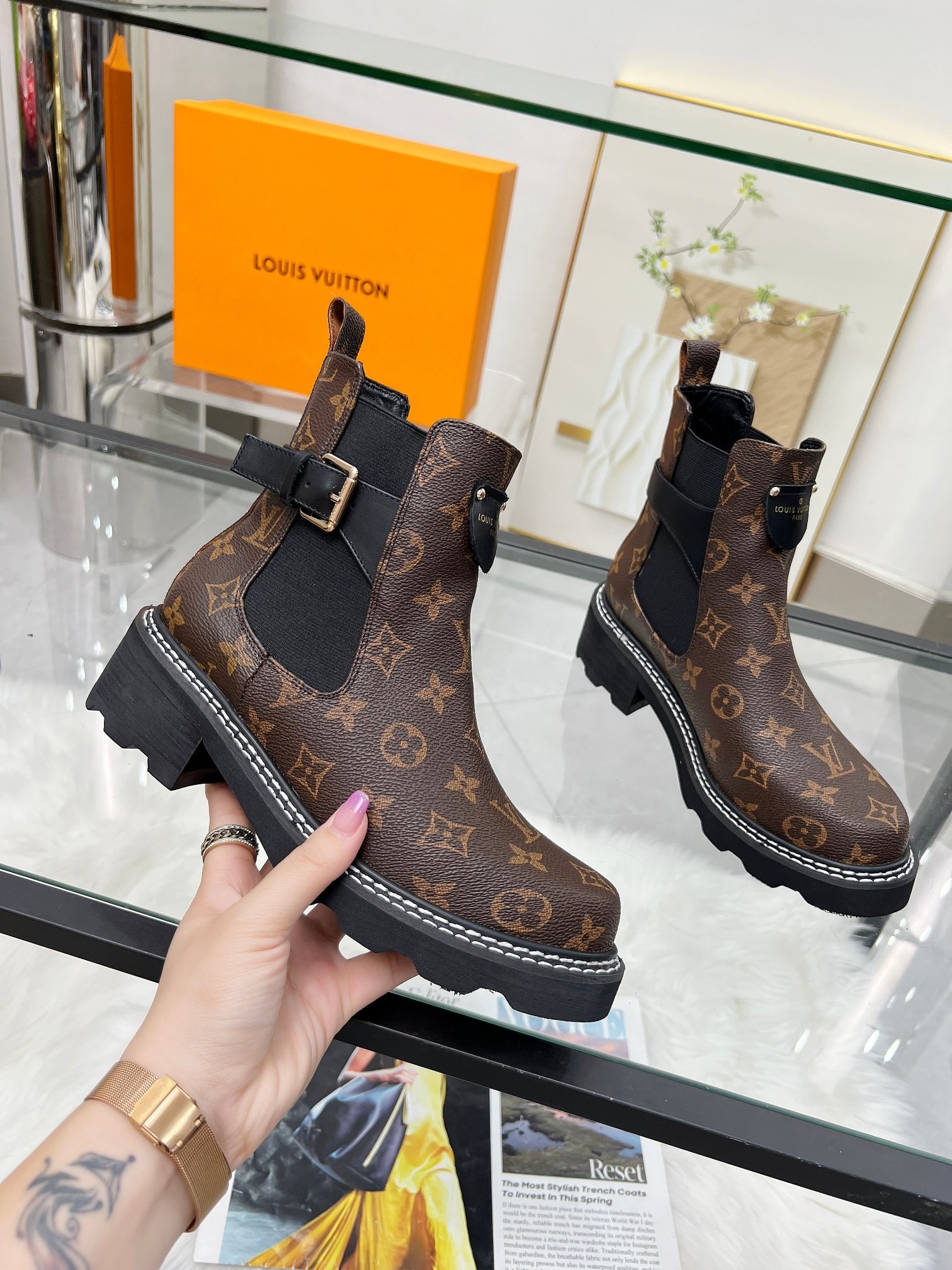 LV Pompadour Boot - Image 1