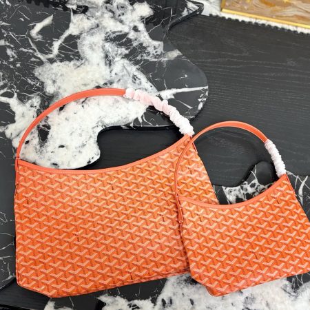 Goyard Hobo Shoulder Bag - Image 4