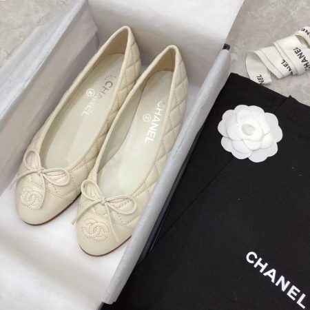 Chanel Simple Casual Shoes Sandals Slide Lambskin Beige