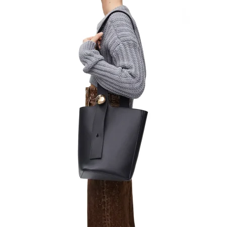 LOEWE Medium Pebble Bucket Bag - Image 2