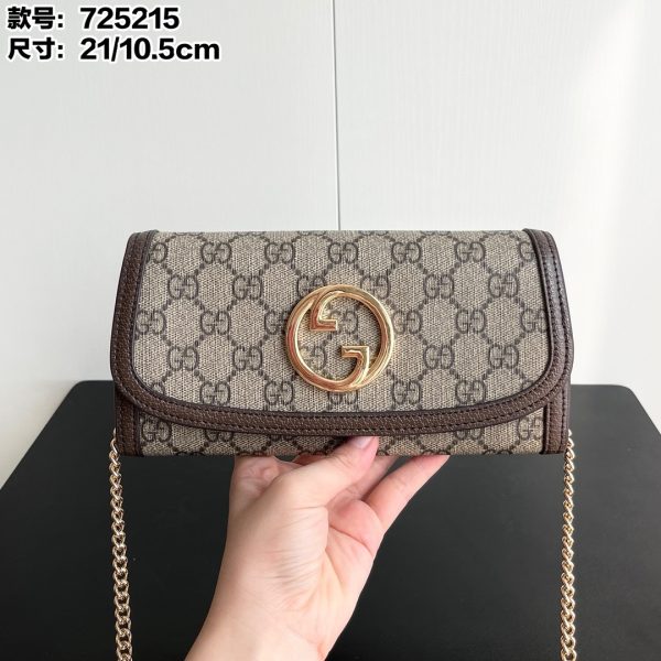 Gucci Blondie chain wallet