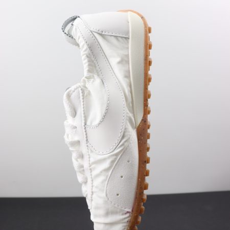 Jacquemus x Nike Sneaker - Image 4