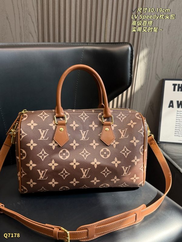 LV Speedy P9 Bandoulière 30 Monogram Bag