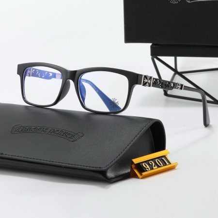 Chrome Hearts Fashionable Sunglasses - Image 4