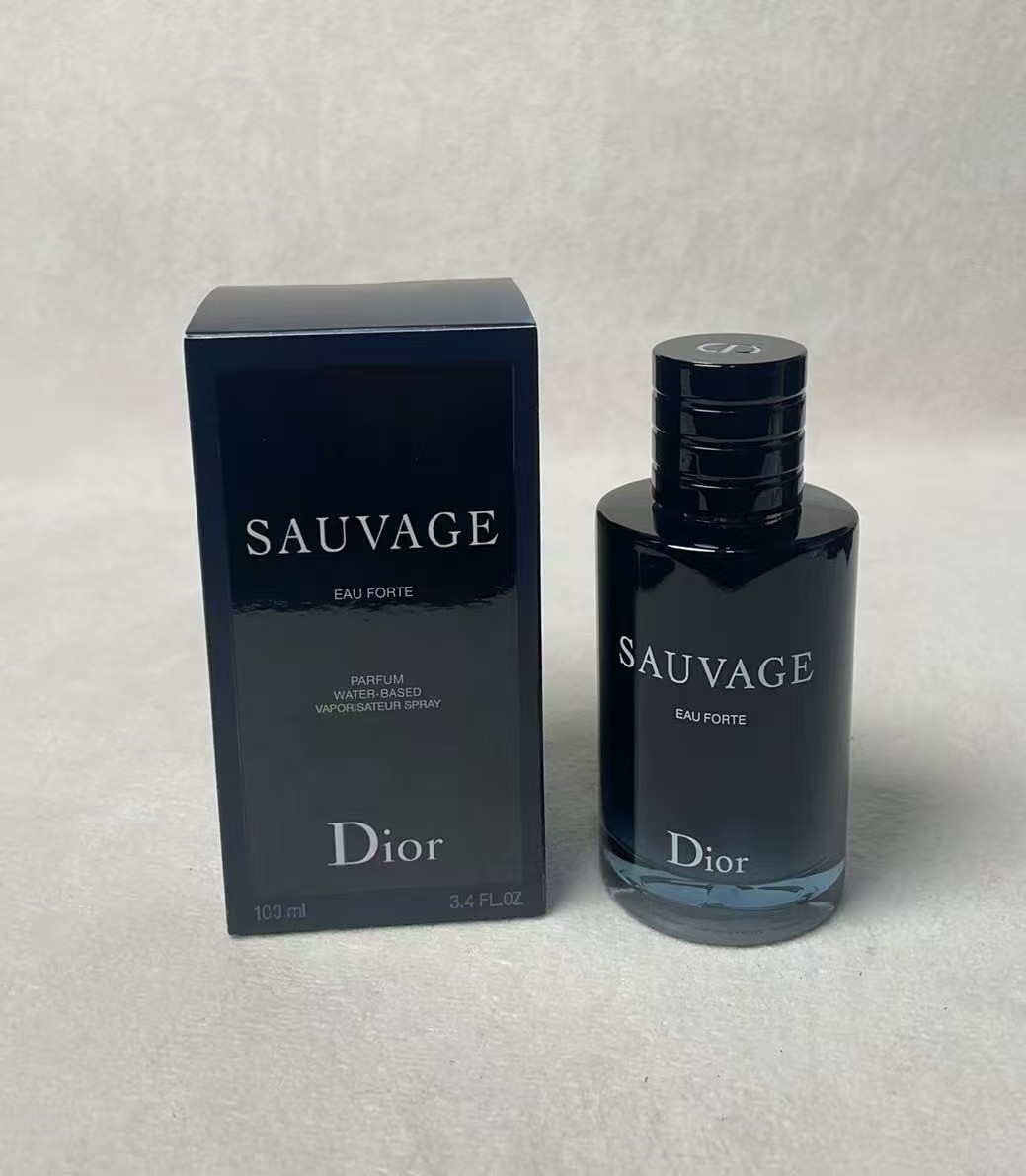 Dior Sauvage Purfume - Image 2