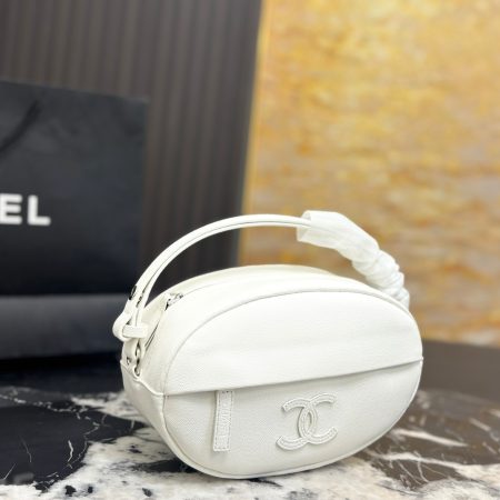 Chanel Handbag - Image 3