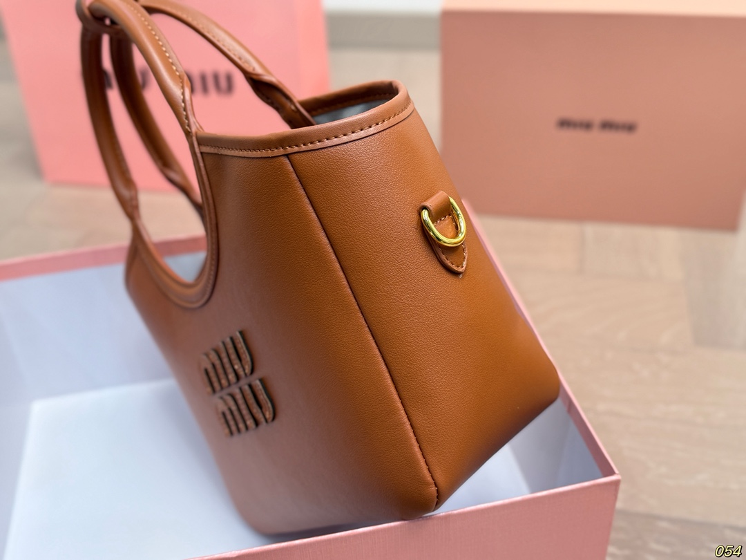 Miu Miu Ivy Tote Bag - Image 4