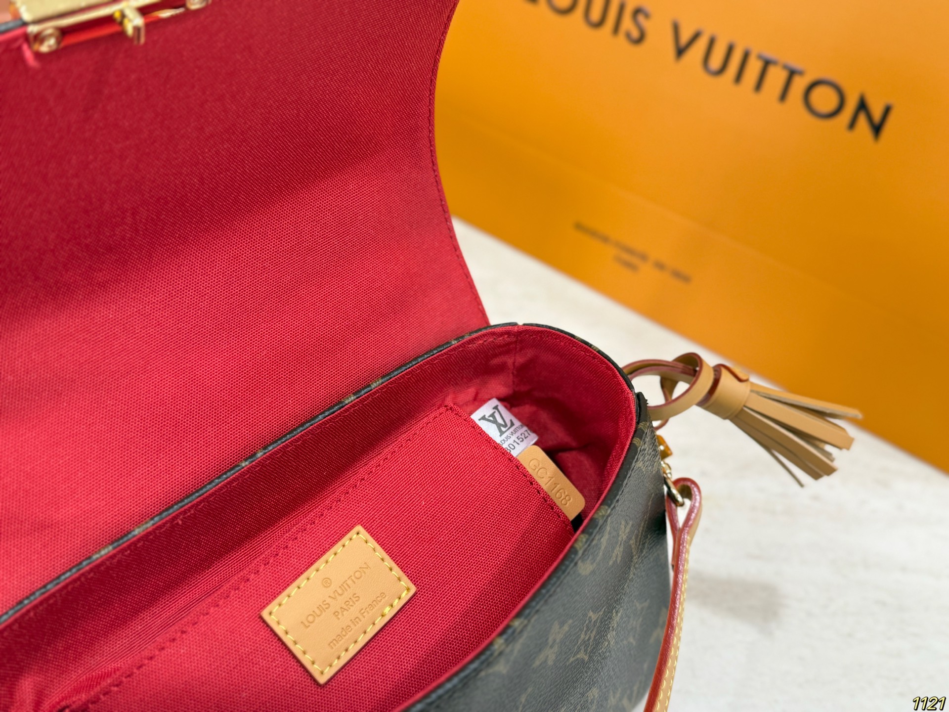 LV Croisette Bag - Image 5