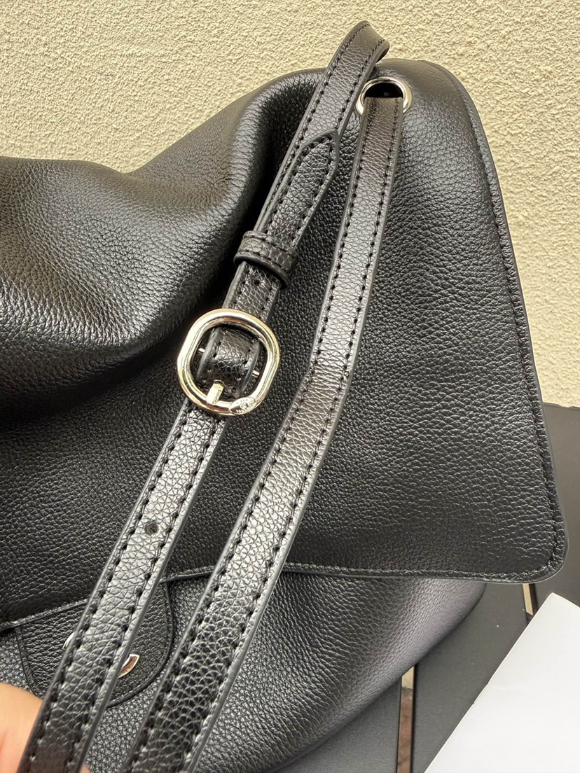 Chanel CF C26S Large Shoulder Bag - Image 7