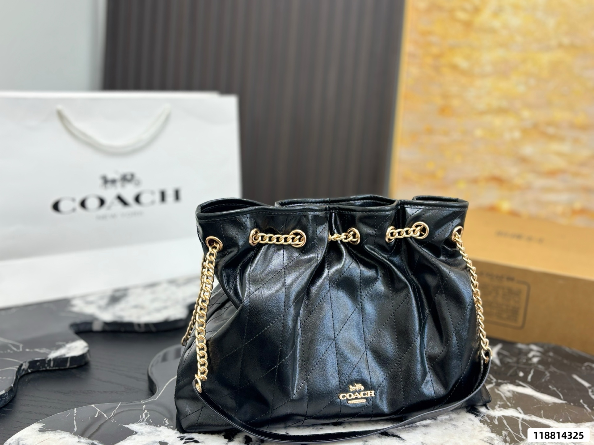 Coach Evelyn Chain Lucky Bag - Image 5