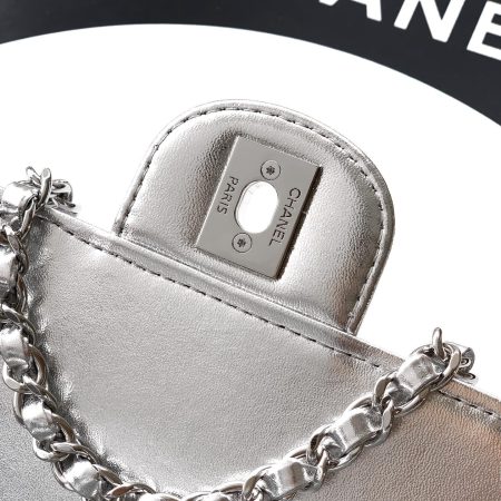 Chanel Small Clutch with Chain Bag - 10A Mirror Version - Image 8