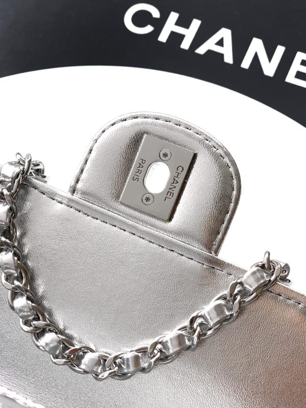 Chanel Small Clutch with Chain Bag - 10A Mirror Version