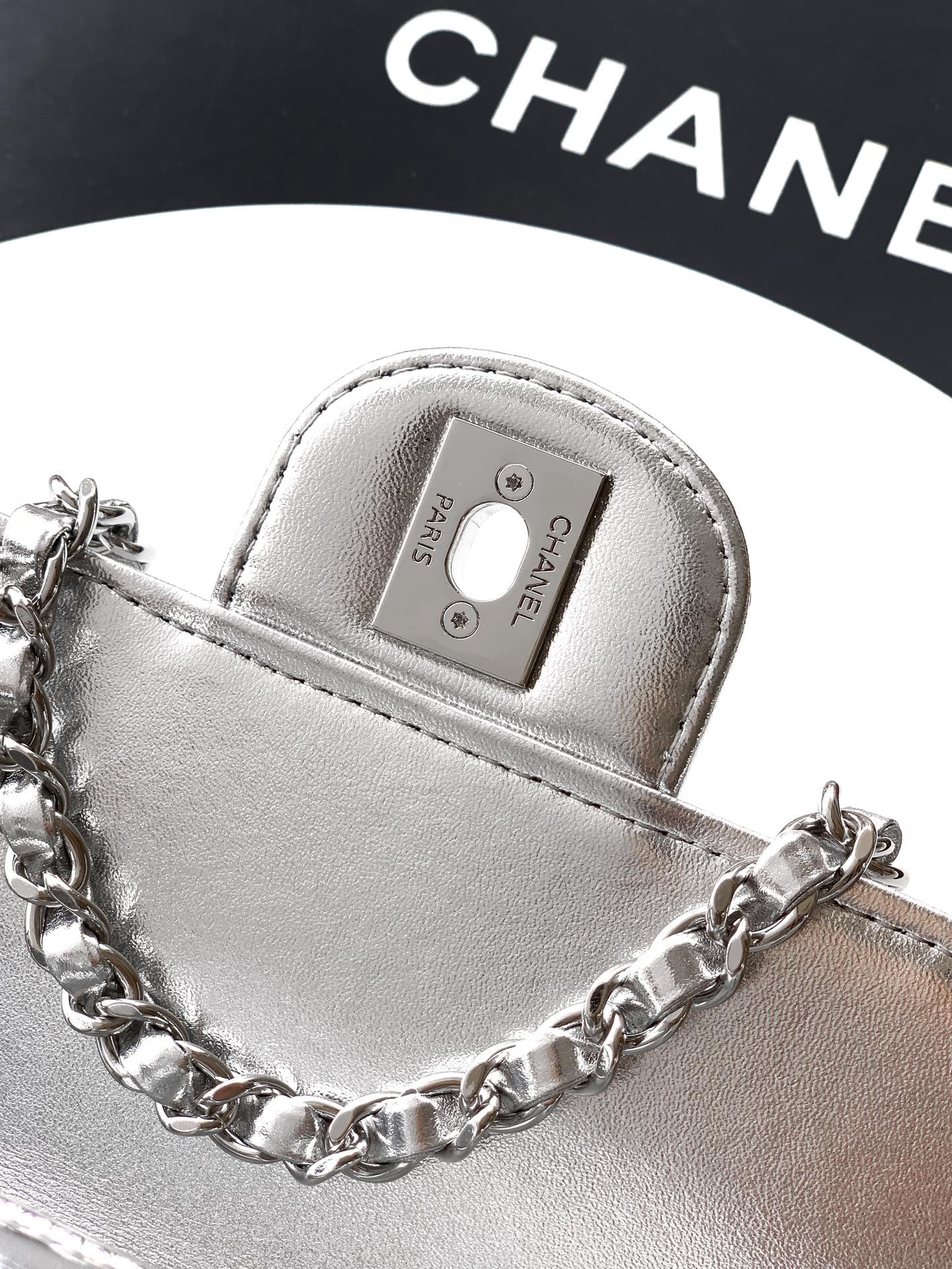 Chanel Small Clutch with Chain Bag - 10A Mirror Version - Image 8