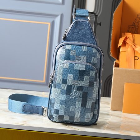 LV Avenue Small Shoulder Bag