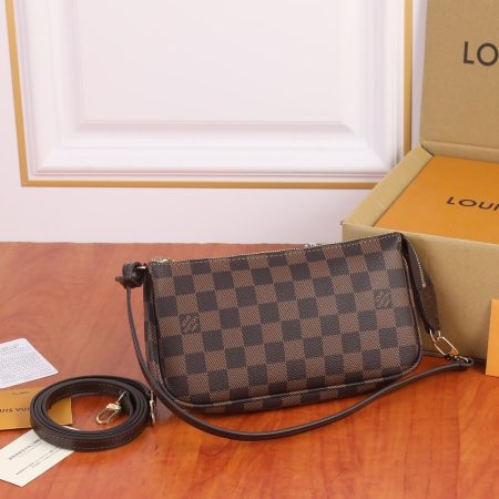 LV Pochette Accessoires Bag - Image 4