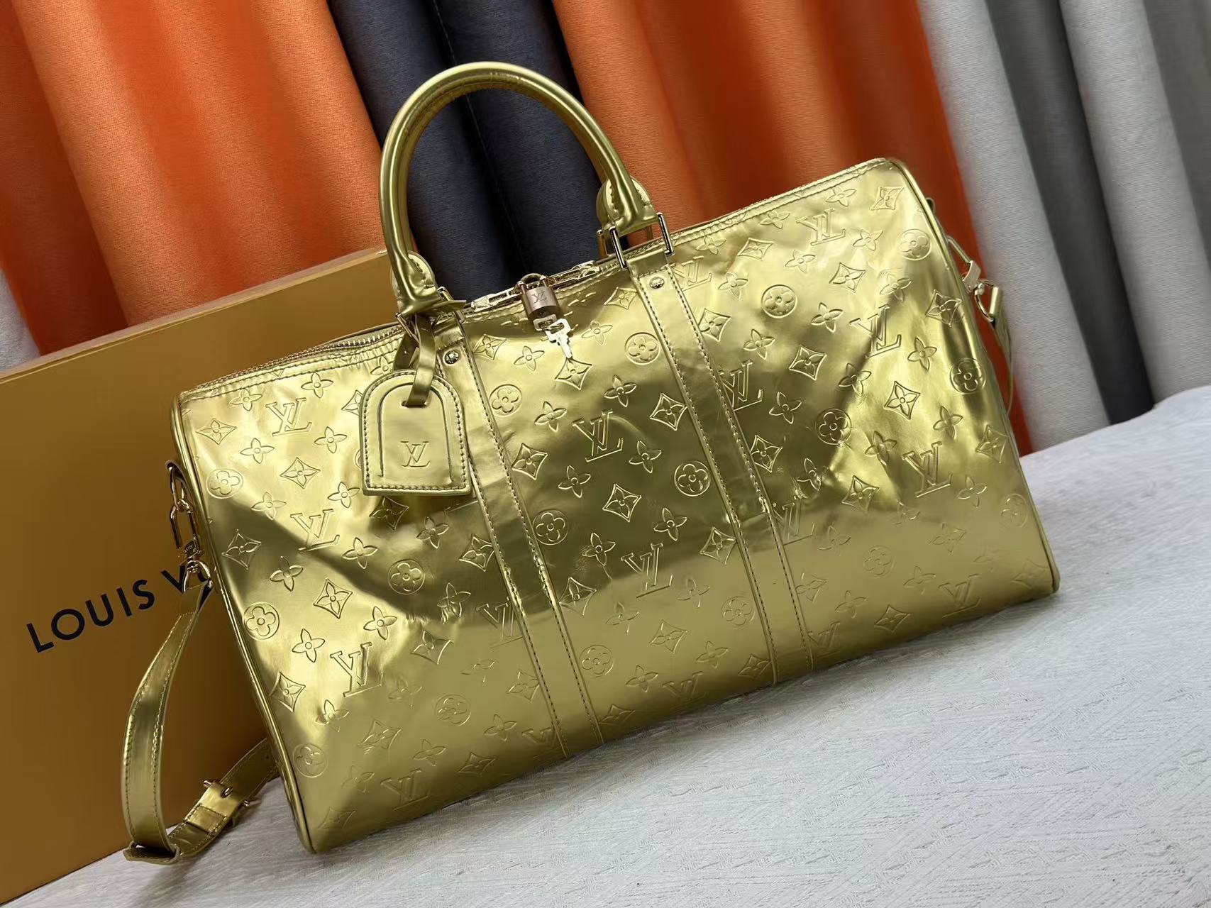 LV Keepall Bandoulière 45 Travel Bag - Image 3
