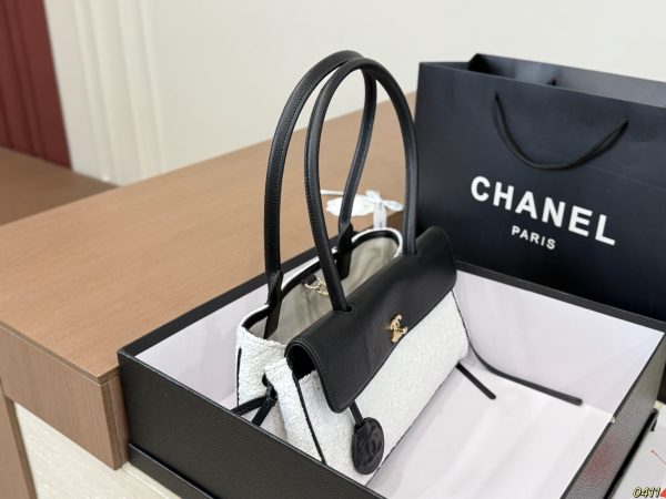 Chanel's New Underarm Bag