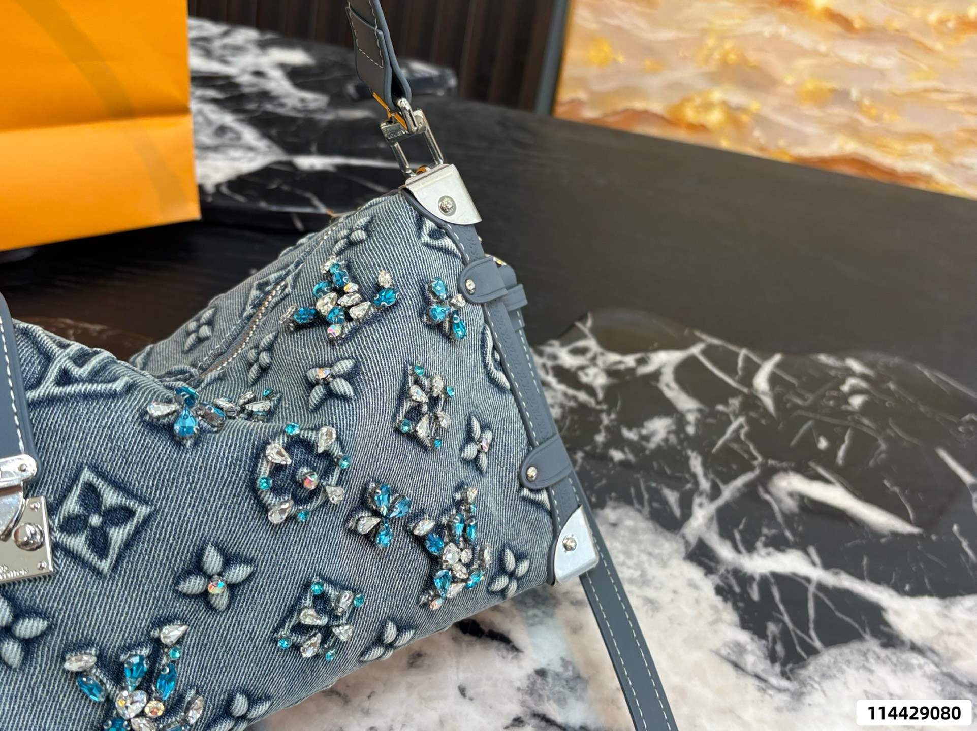 LV's New Trunk Bag - Image 3