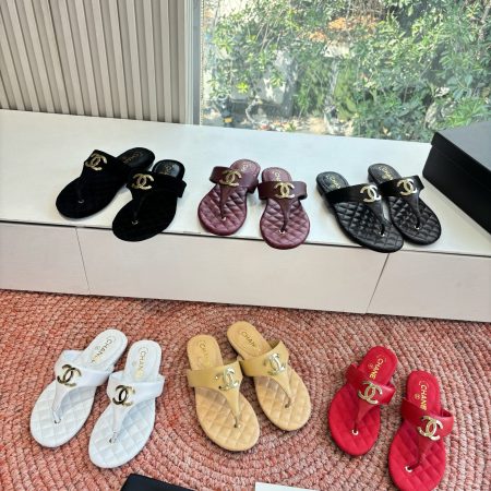 Chanel CC Logo Thong Sandals