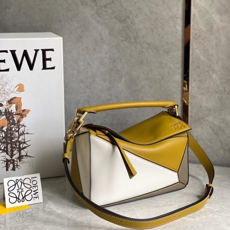 Loewe Small Puzzle Yellow - Image 2