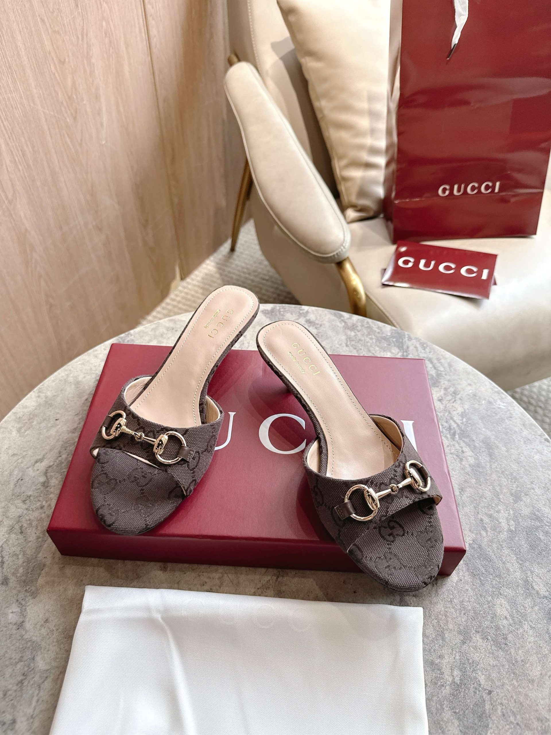 Gucci Slide Sandal With Horsebit - Image 3