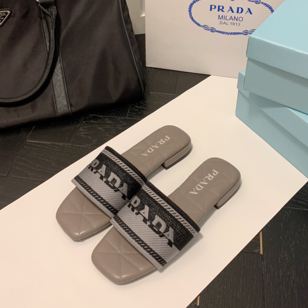 Prada Logo EmbroideryFashion Sandals Slide Sandal