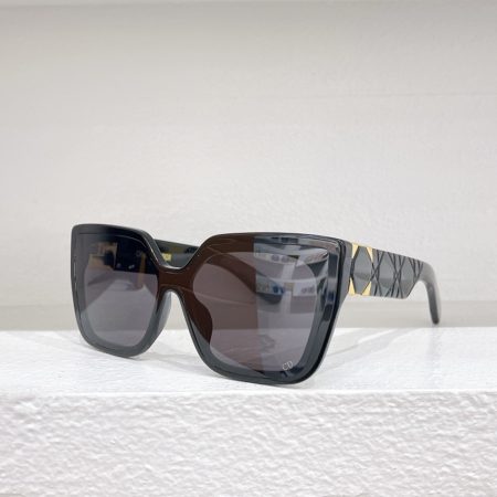Dior Square Clear Sunglasses Top Quality - Image 11