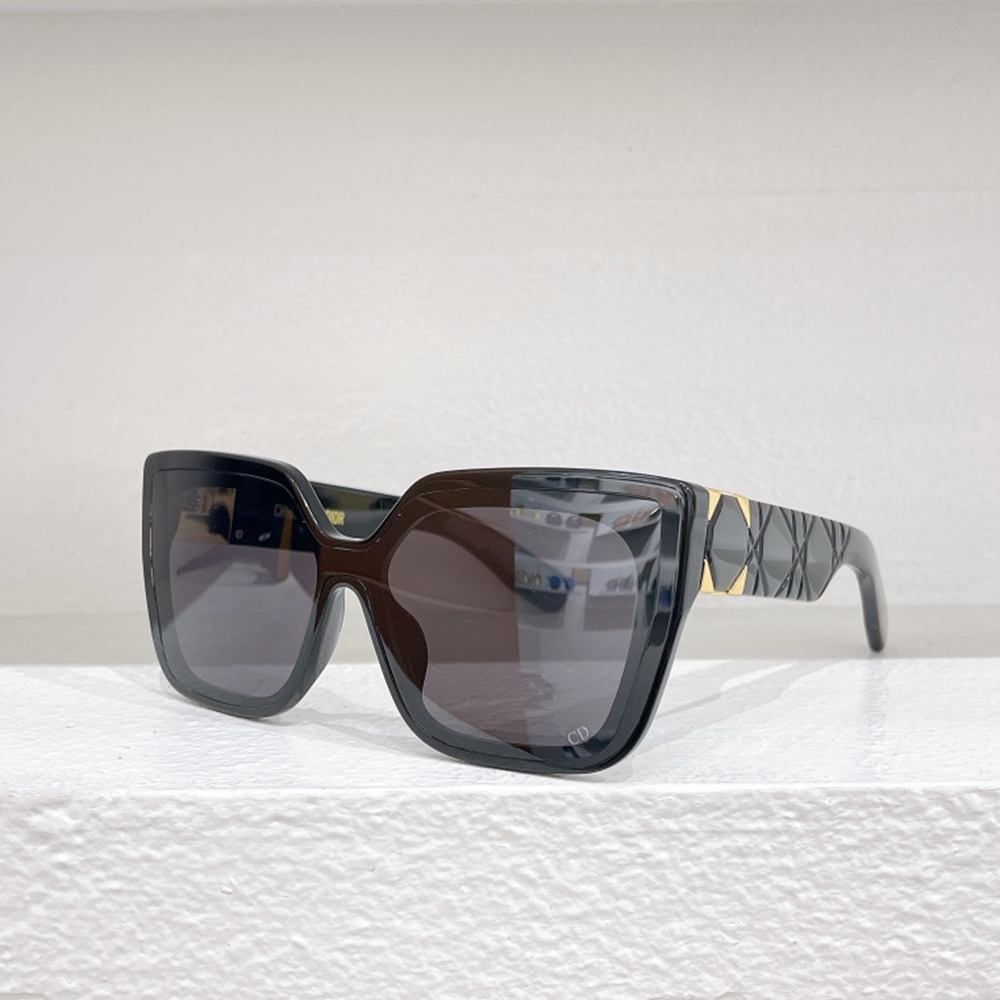 Dior Square Clear Sunglasses Top Quality - Image 11