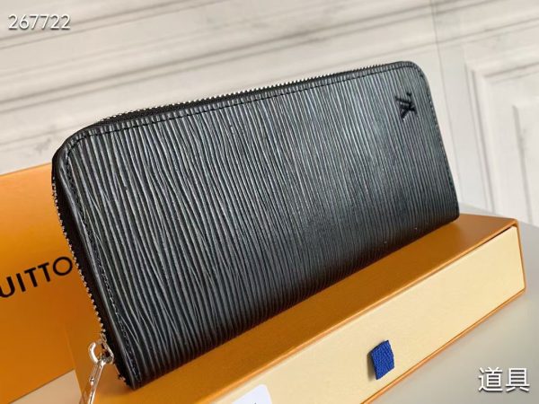 LV Zipper Wallet