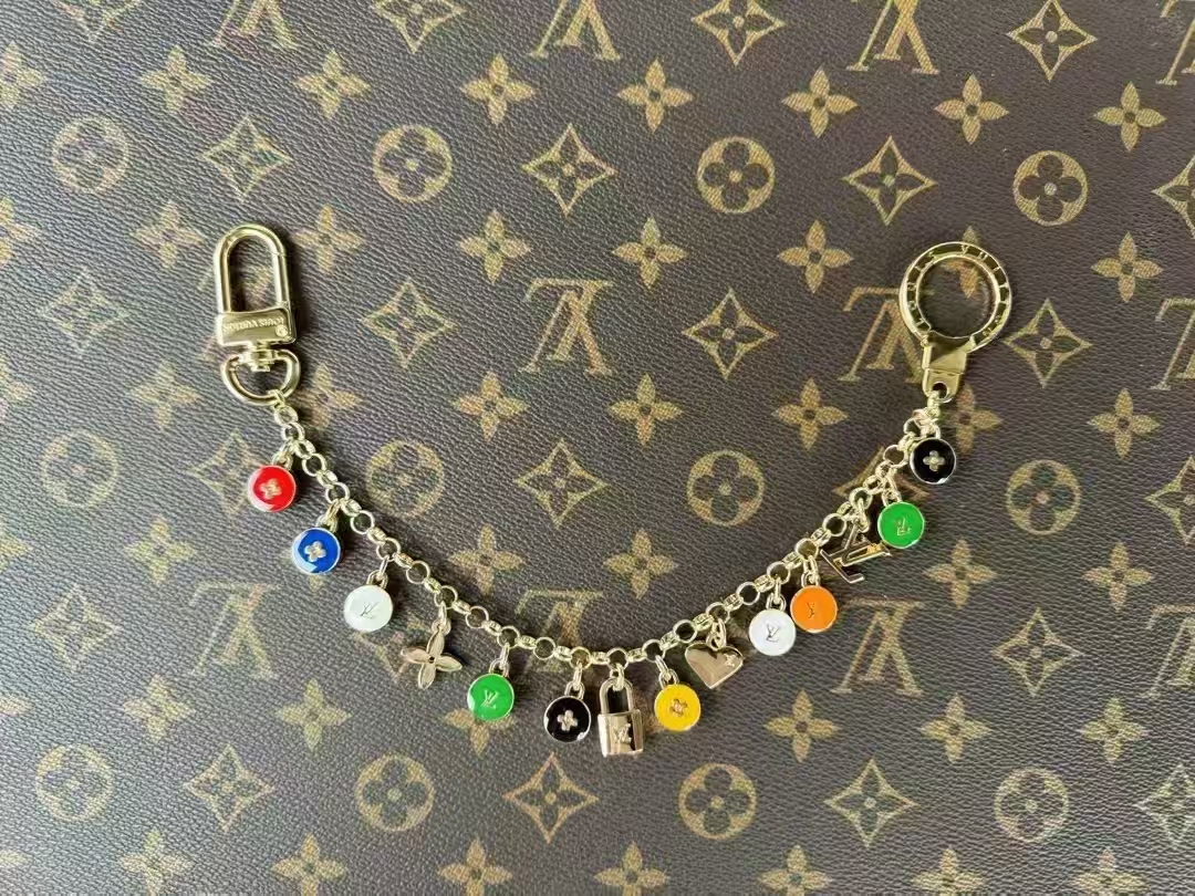 LV Bagchain Keychain - Image 3