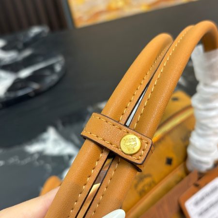 MCM Small Aren East West Shoulder Bag - Image 7