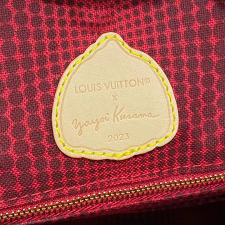 LV YK Onthego MM Bag - Image 5