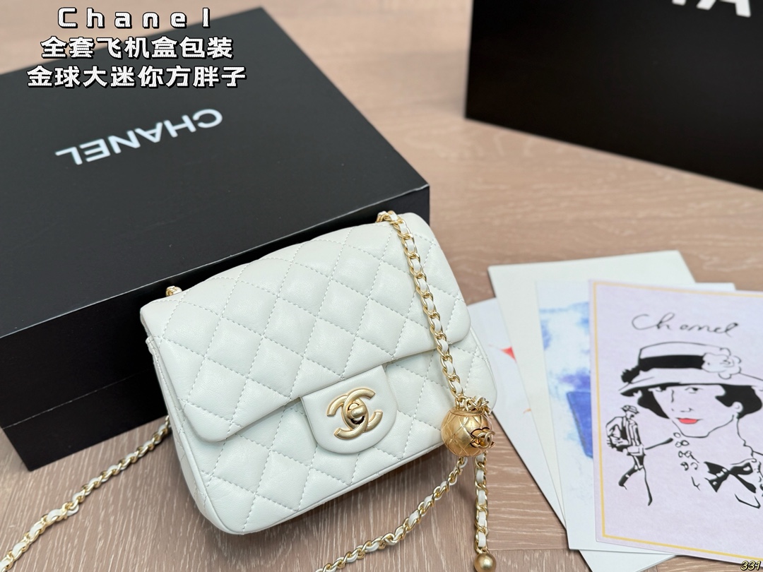 Chanel Mini Chain Bag - Image 2