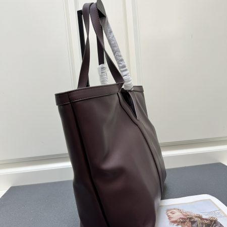 Saint Laurent Y Tote Bag - Image 6