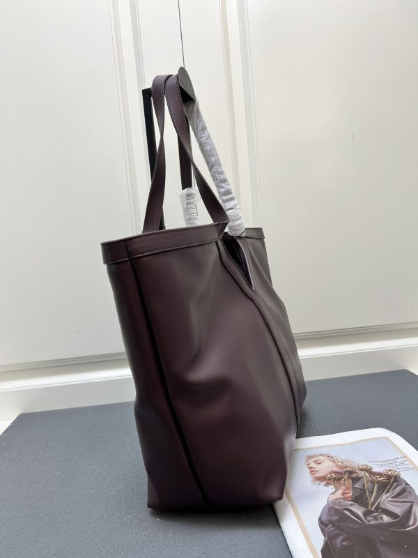 Saint Laurent Y Tote Bag