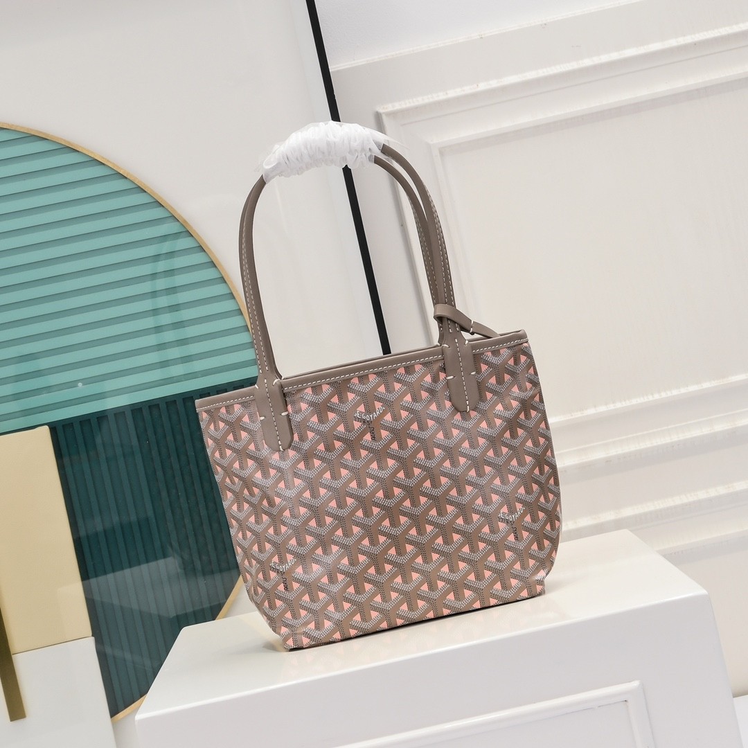 Goyard Saint Louis Mini Bag - Image 2