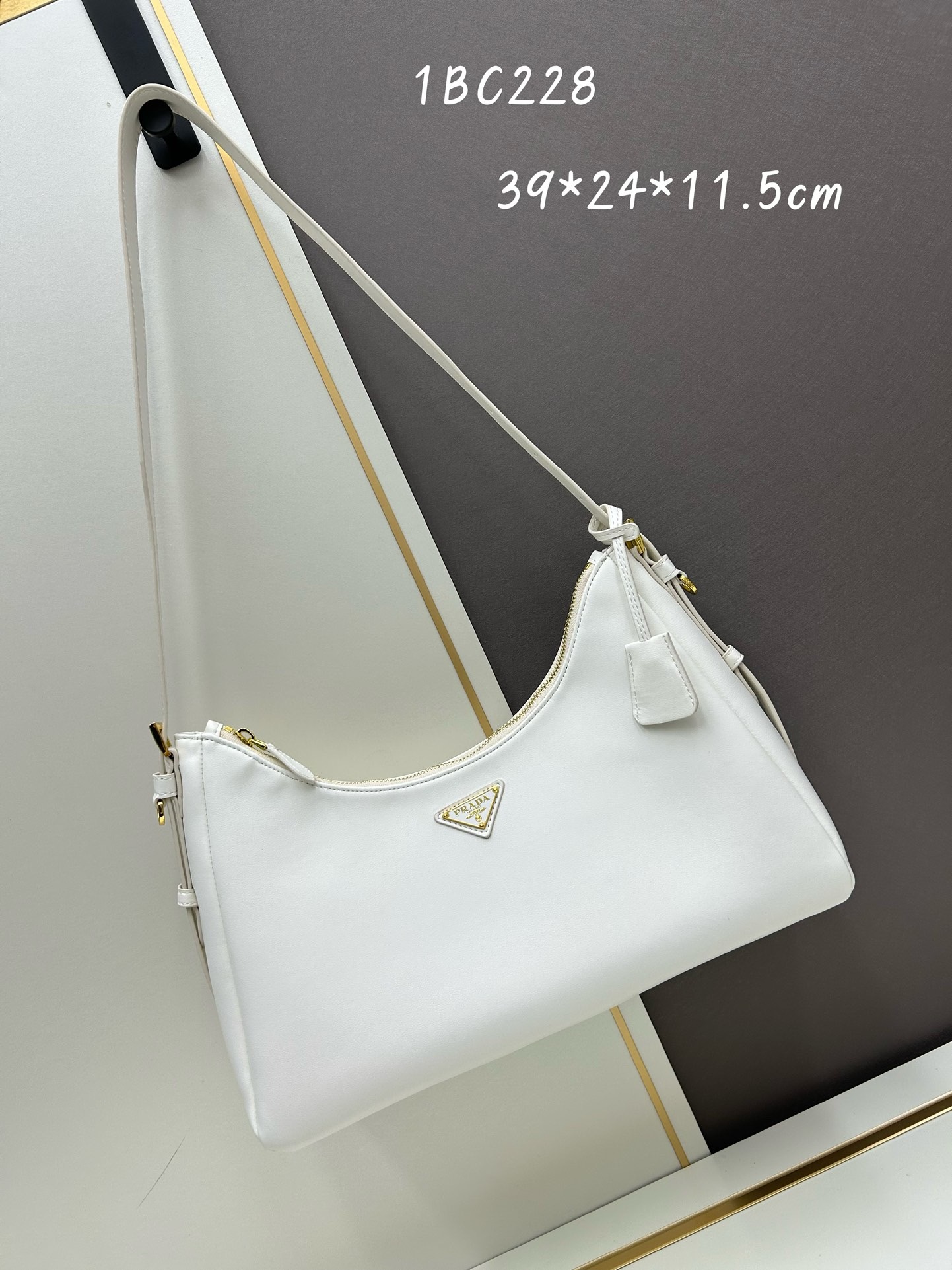 PRADA hobo classic simple triangle logo shoulder bag - Image 3