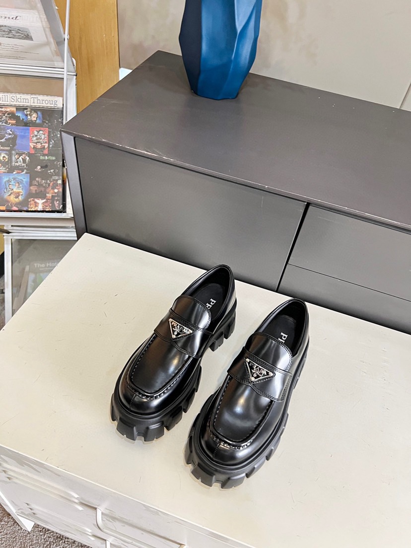 Prada Shoes - Image 1