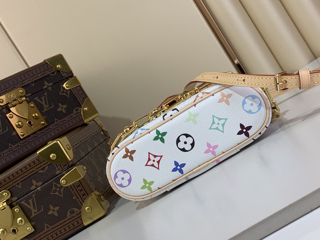 LV X TM Vanity Chain Pouch - 10A mirror version - Image 4