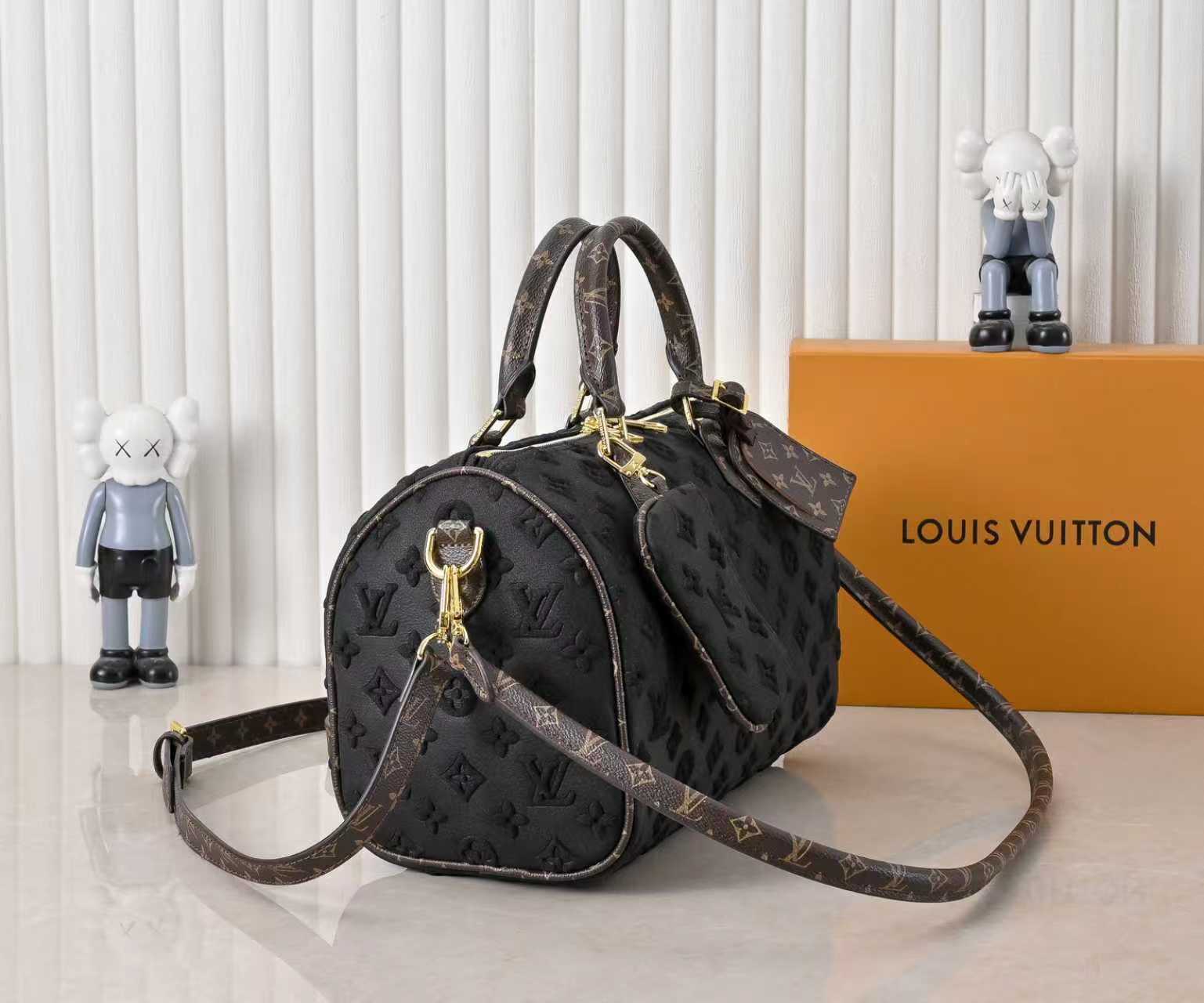 LV Speedy  Bandoulière 30 Bag - Image 3