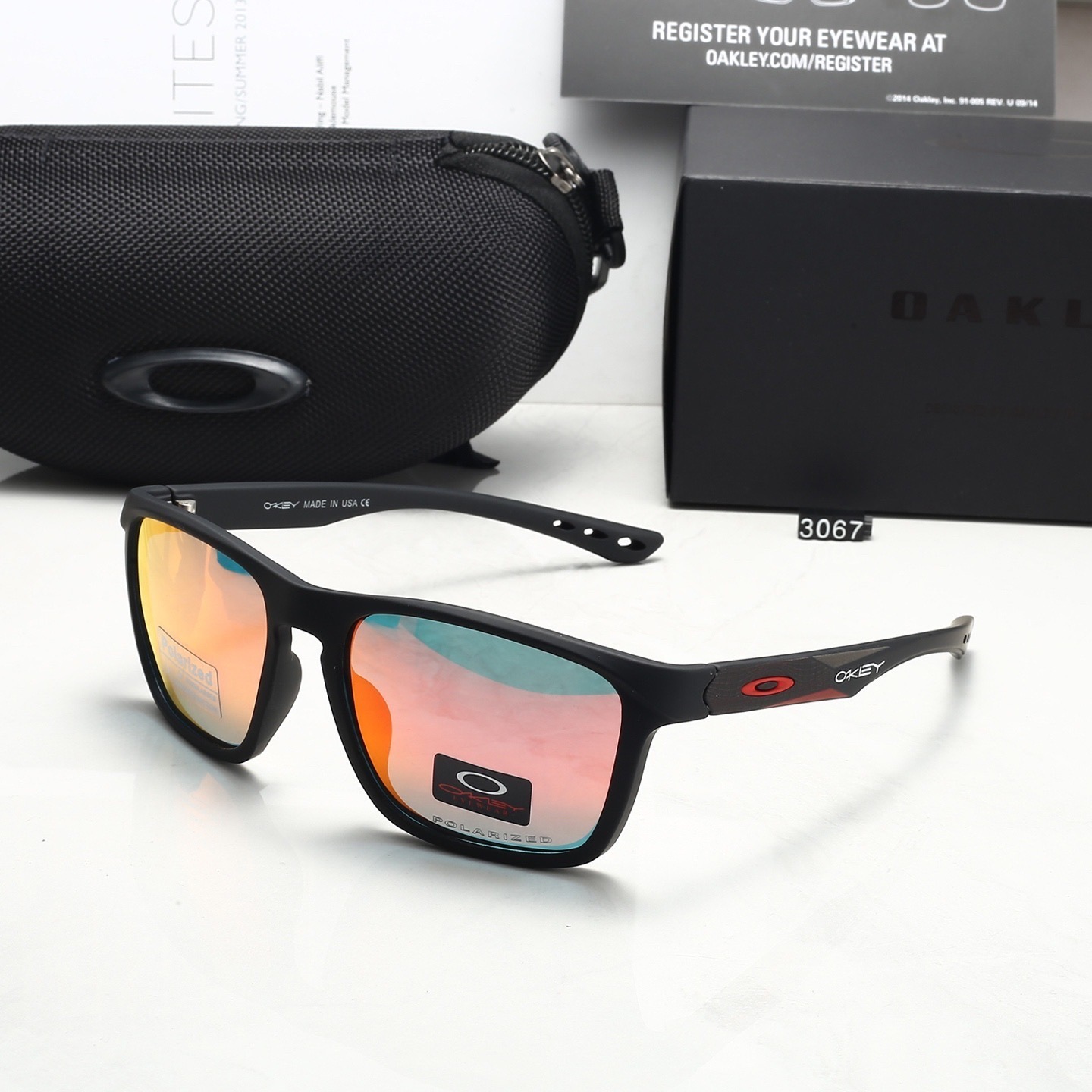 Oakley Fashionable Sunglasses - Image 5