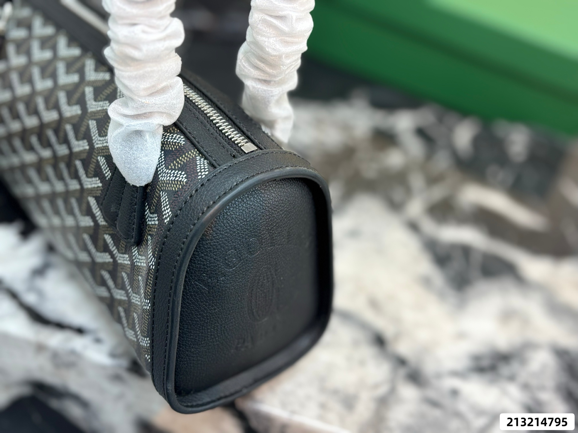 Goyard Bonbonnière Baguette Bag - Image 17