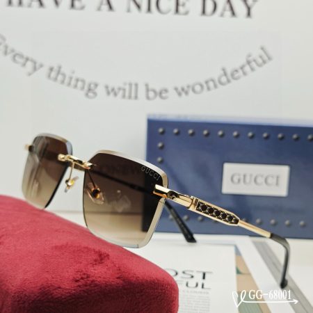 Gucci Polycarbonate Sunglasses - Image 2